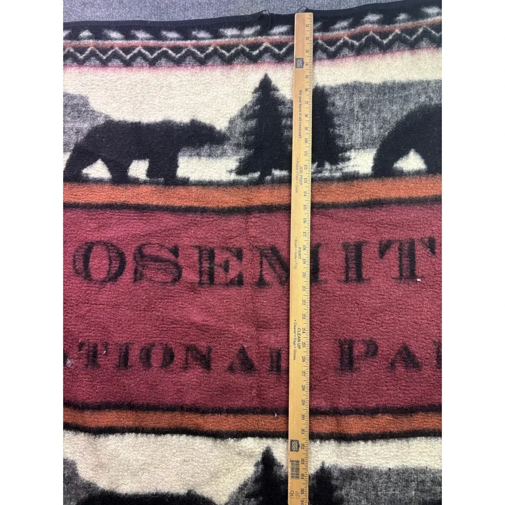 Earth Ragz Yosemite National Park Blanket Unisex OS Burgundy Bear Fleece Throw‎